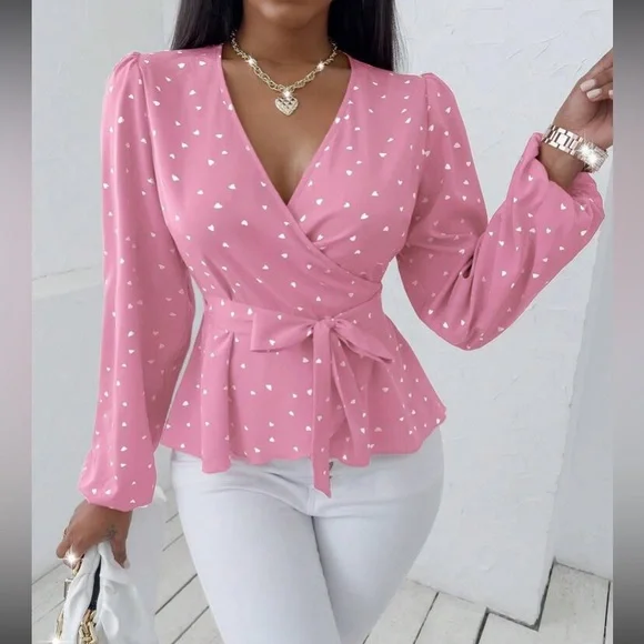 Hearts print belted peplum blouse - Picture 4 of 16